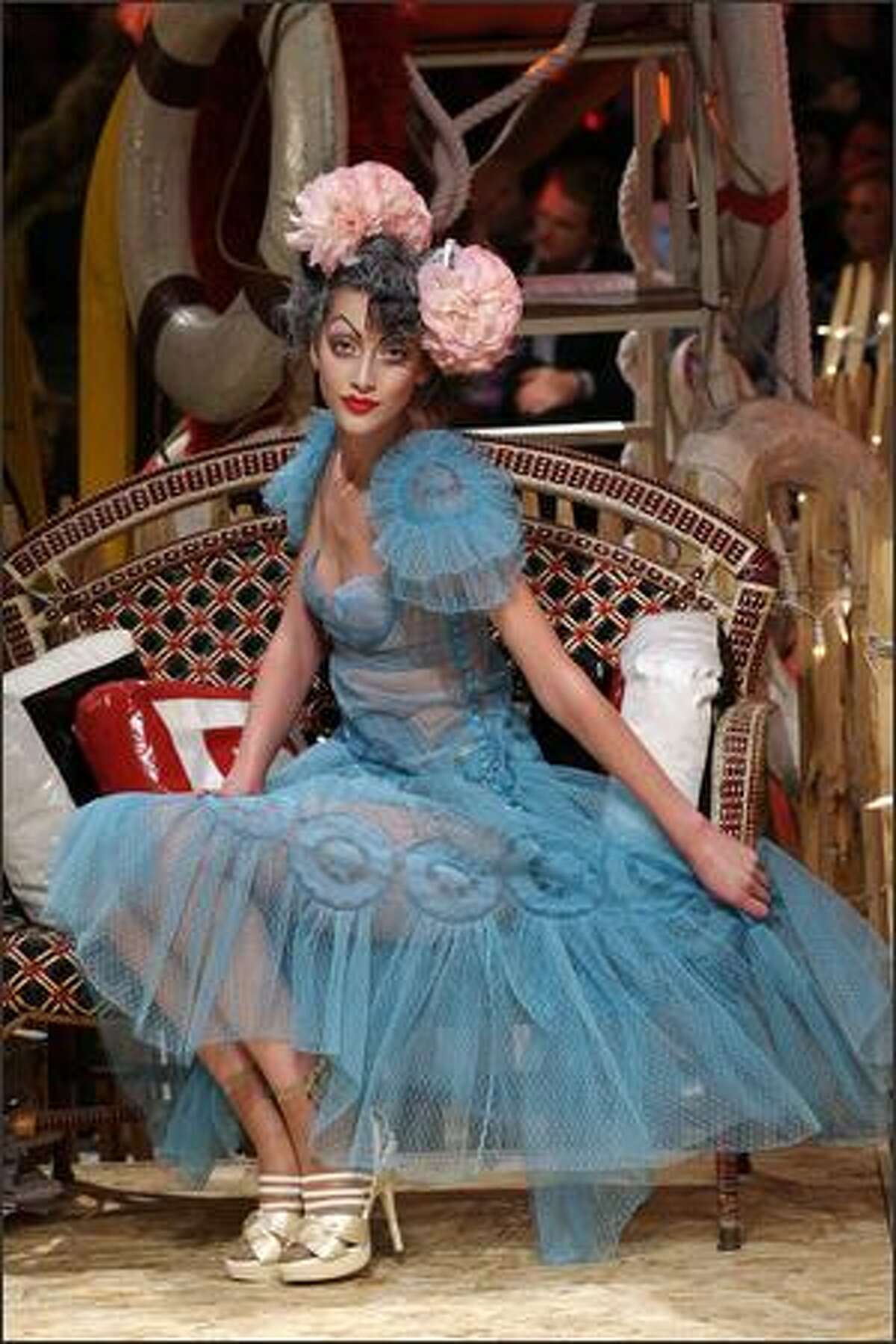 A model presents a creation by British designer John Galliano during Spring/Summer 2008 ready-to-wear collection show in Paris, 06 October 2007.