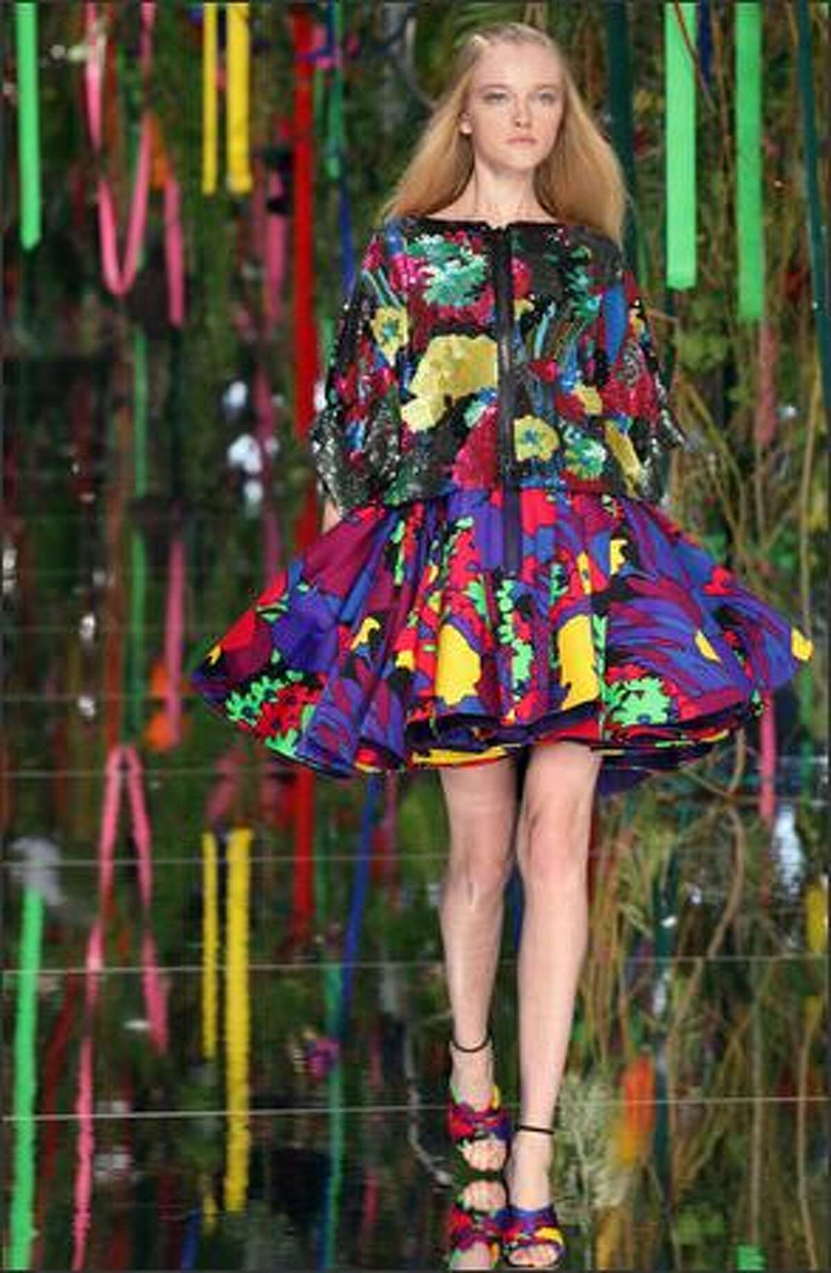 A model presents a creation by Italian designer Antonio Marras for Kenzo during Spring/Summer 2008 ready-to-wear collection show in Paris, 06 October 2007.