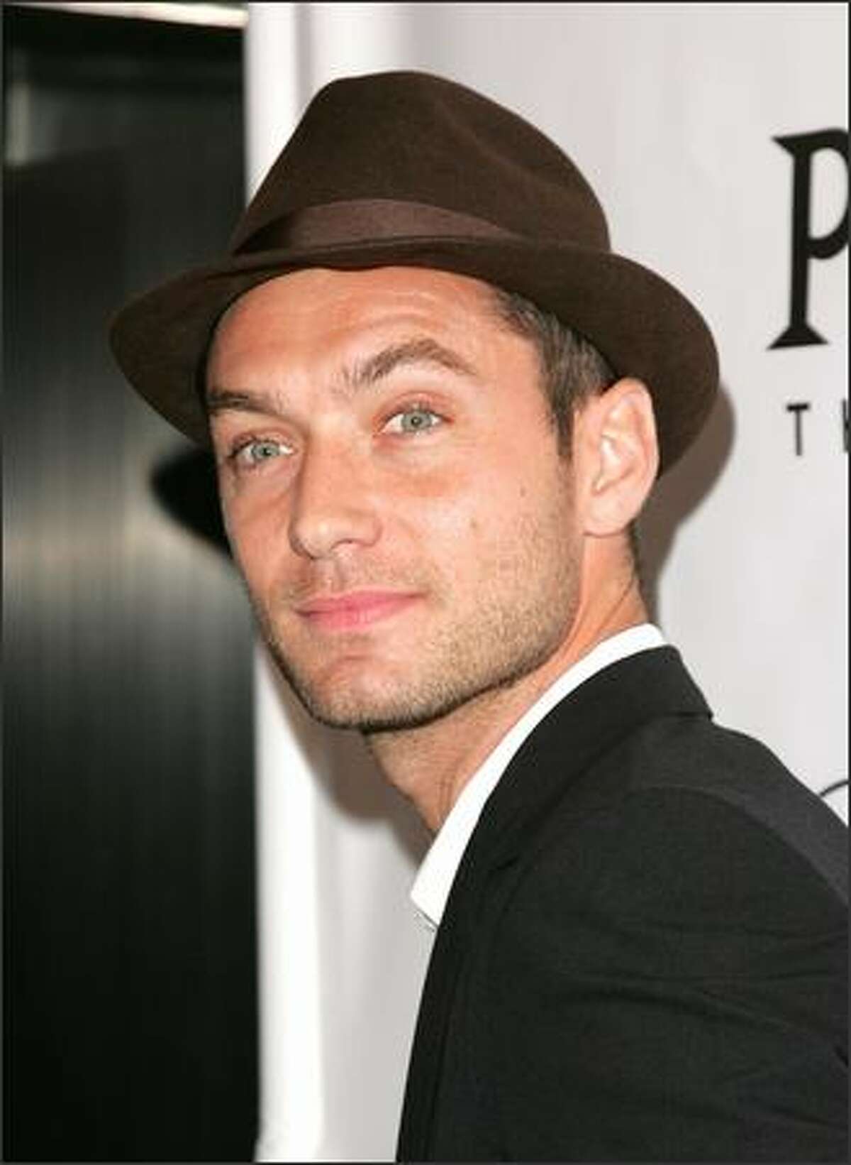 Actor Jude Law attends Sony Pictures Classics' Premiere Of "Sleuth" at the Paris Theatre on October 2, 2007 in New York City.