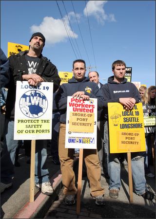 Unions fight for safety of port workers at rally