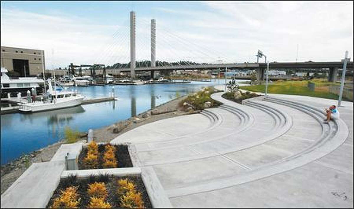 A once-ugly, polluted industrial area along the Thea Foss Waterway in Tacoma is now an attractive public walkway.