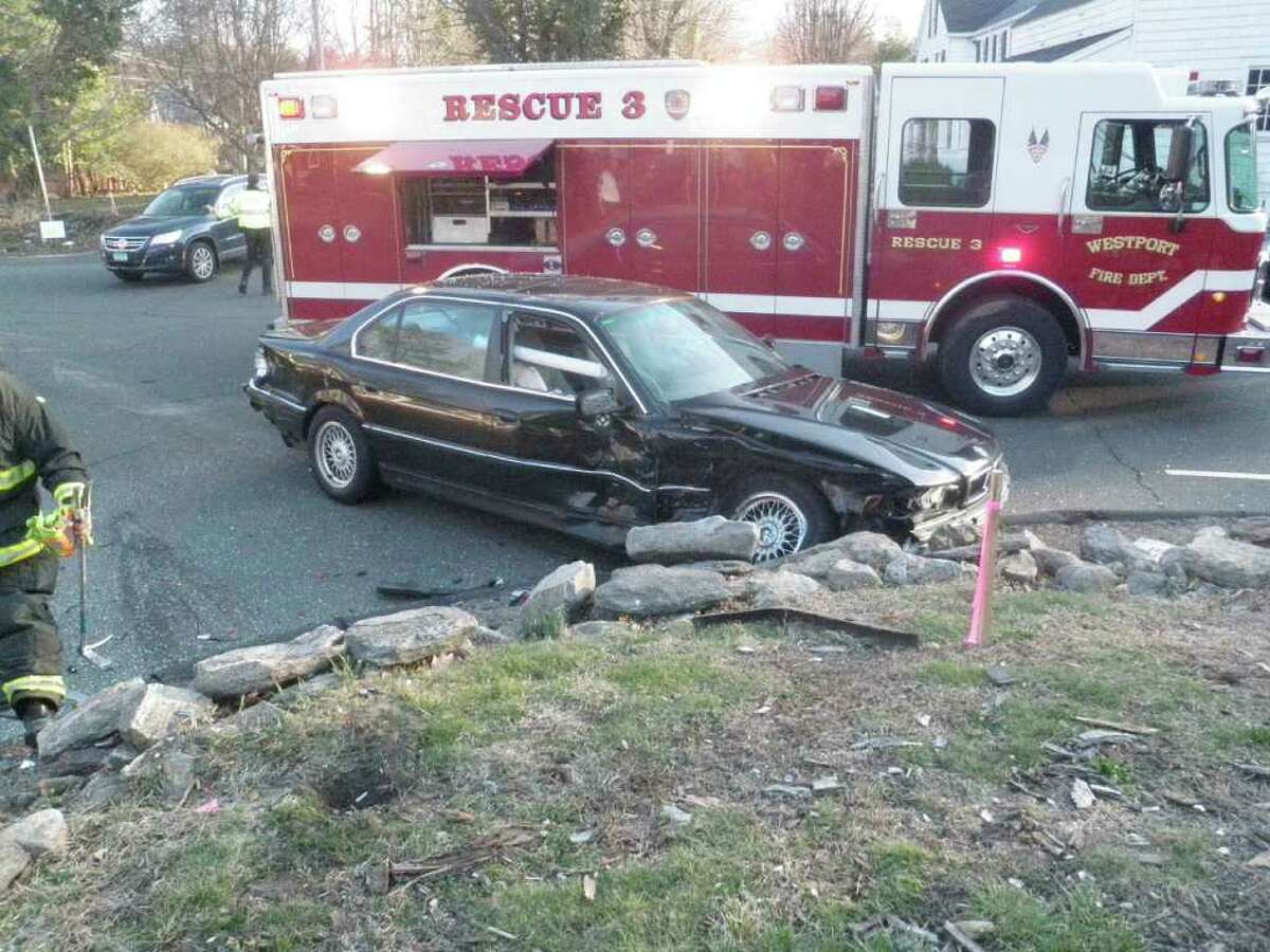 Bmw Vs Bmw Crash In Westport Sends 2 To Hospital