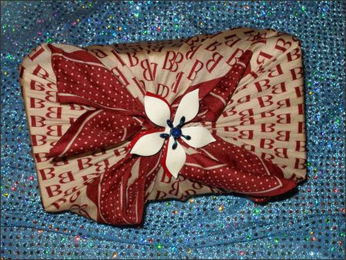 Give the gift of reusable wrapping