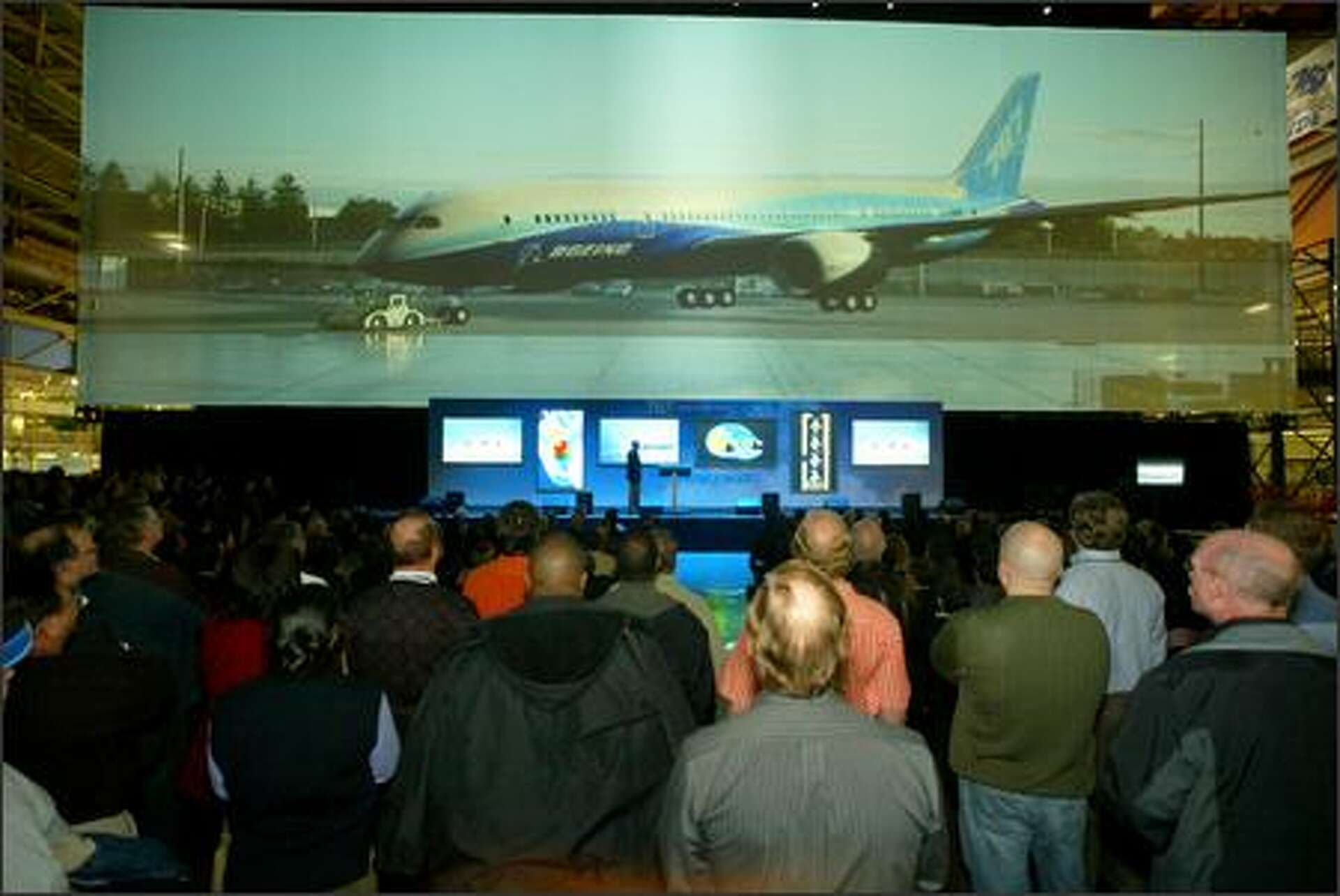 Virtual rollout of the 787