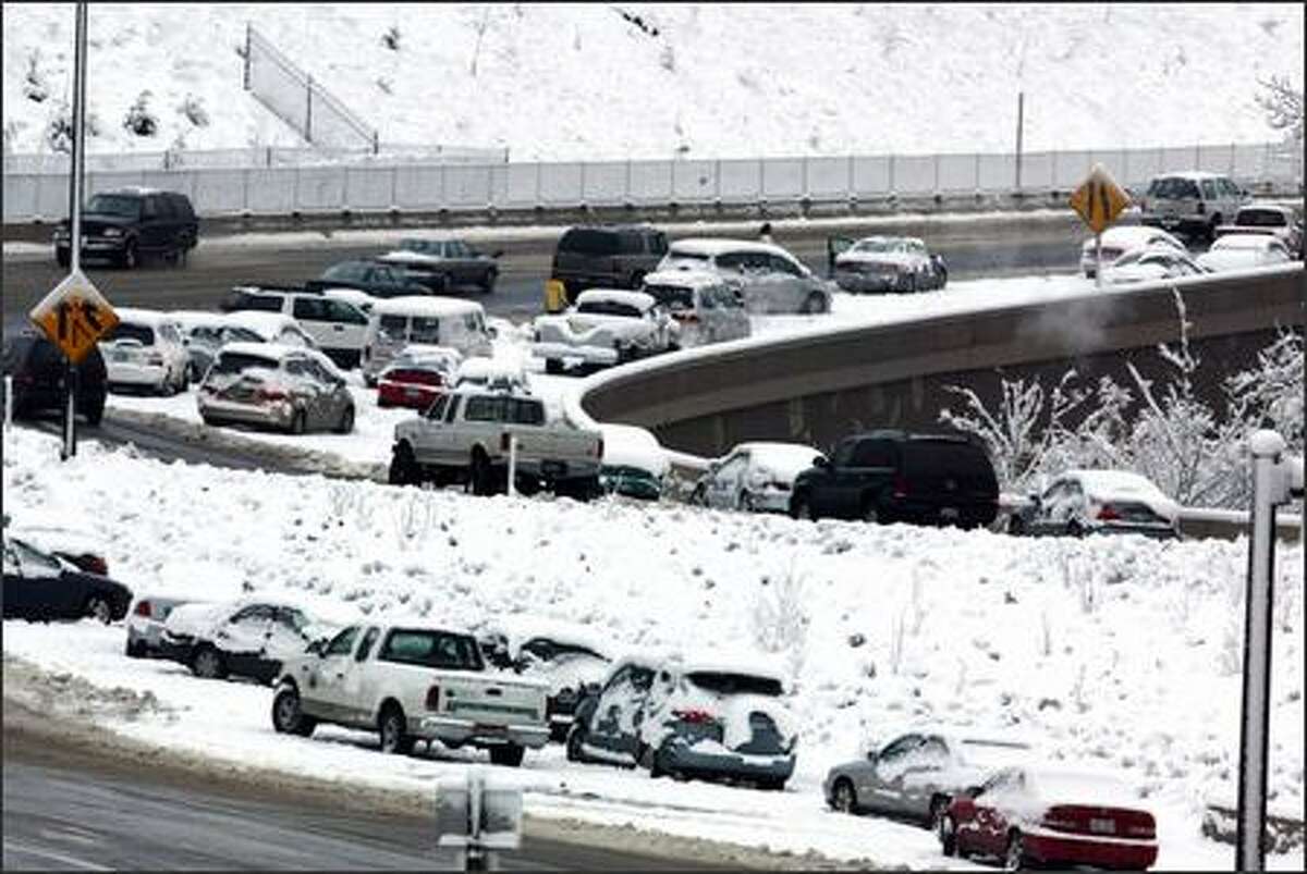 Abandoned cars to be towed