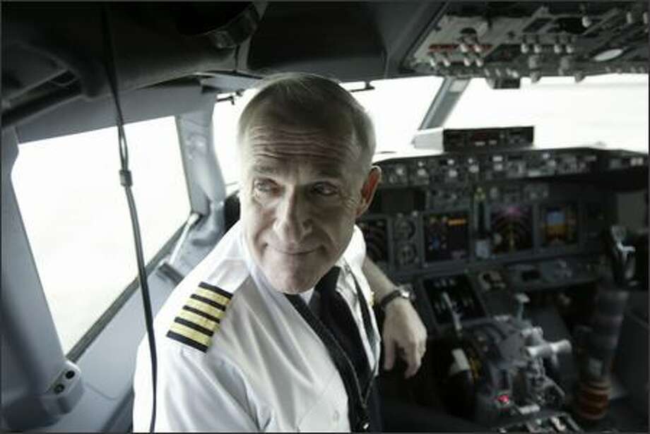 After 40 years at Boeing, chief test pilot John Cashman is retiring ...