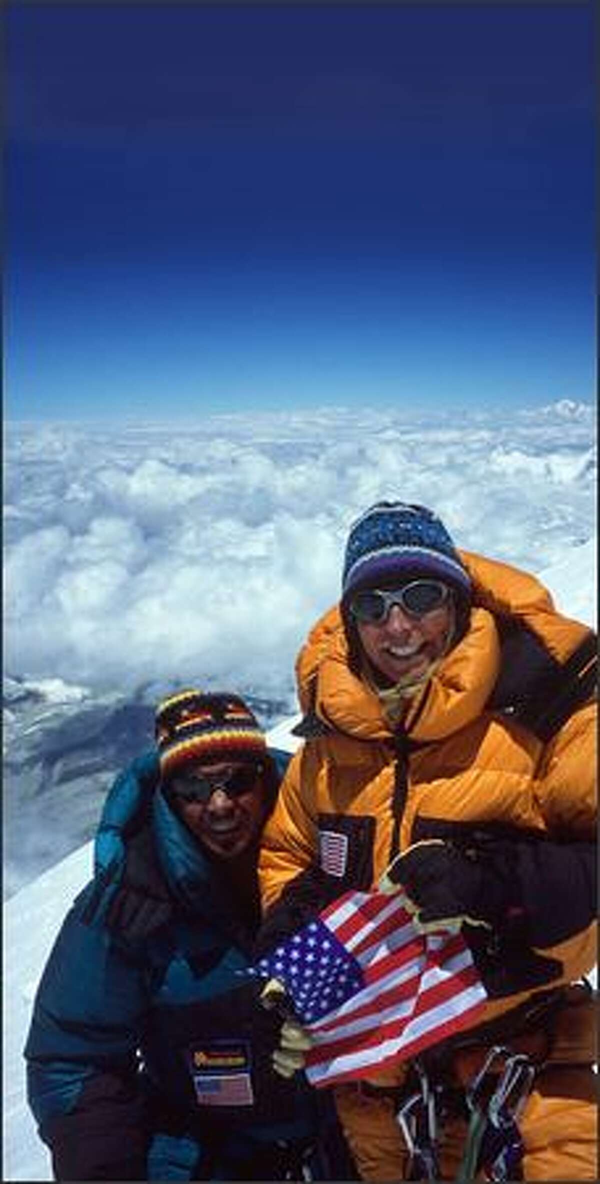 Conquering Everest Solo: A Climber'S Inspiring Tale - wzk1lke