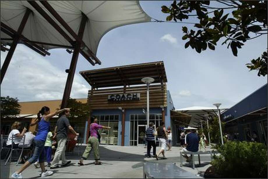 seattle outlet malls