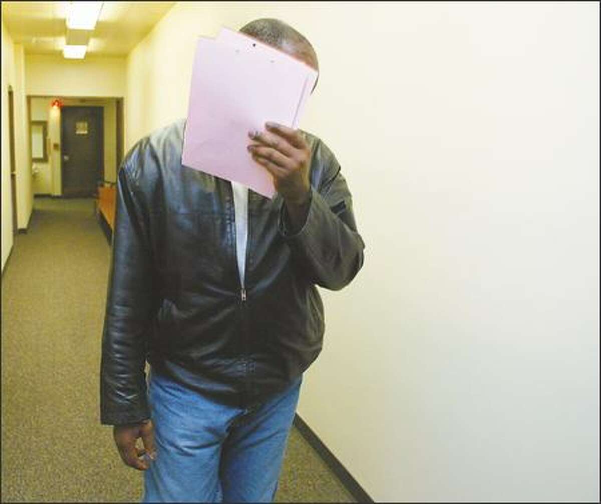 Dwight Hunter, a Bellevue officer, received a 30-day job suspension and deferred prosecution, but his license was not suspended for DUI because the report was not sent to the Department of Licensing.