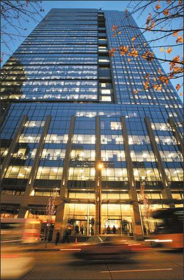 Analysts cut WaMu earnings estimates