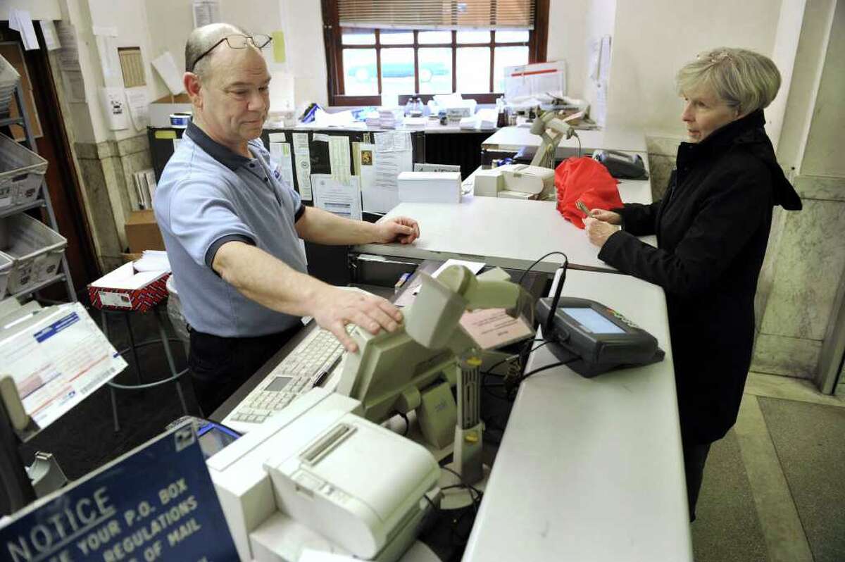 Postal Service sends questionnaire about closing Danbury's Main Street