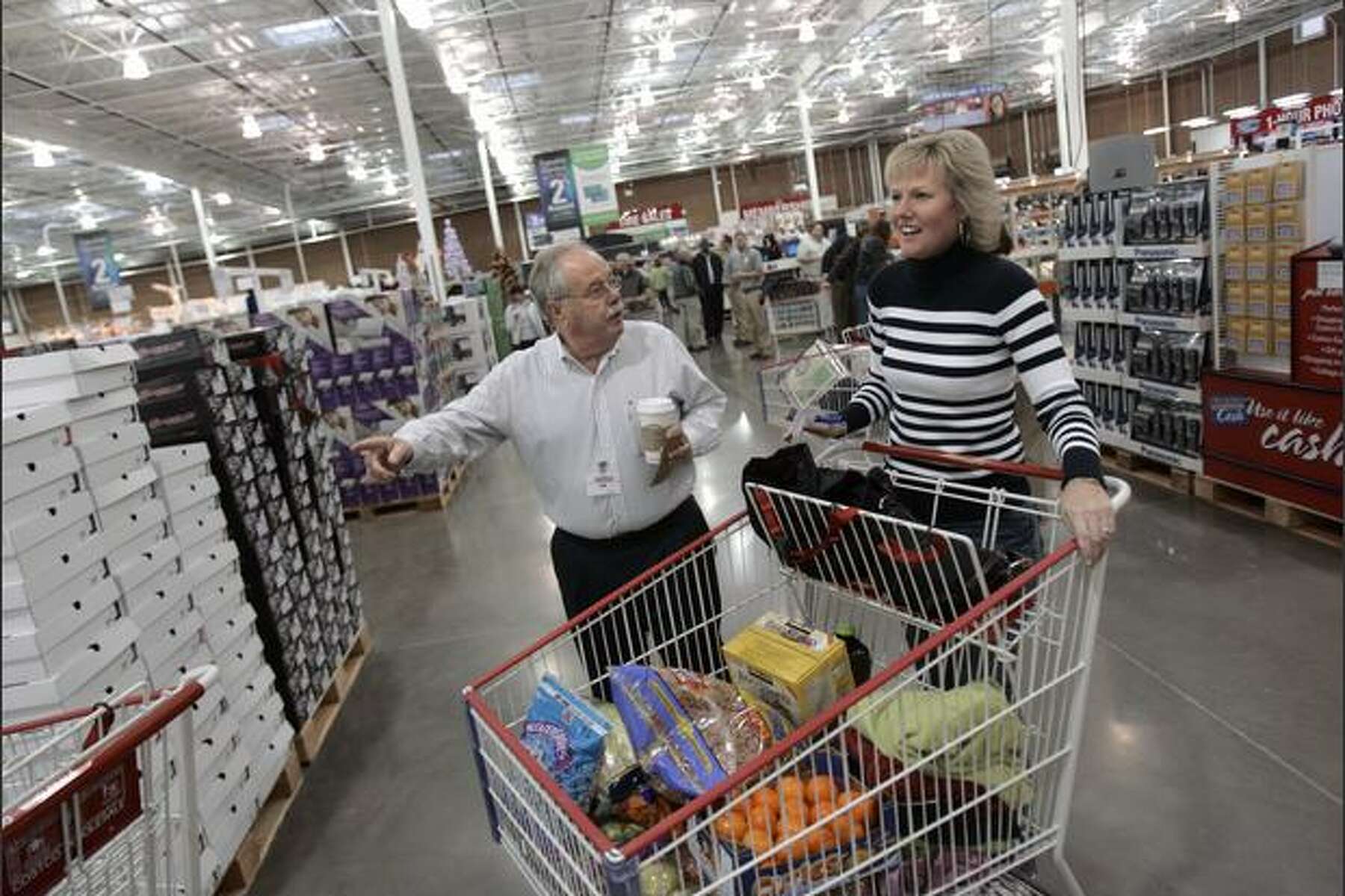 Costco execs face stock option lawsuit