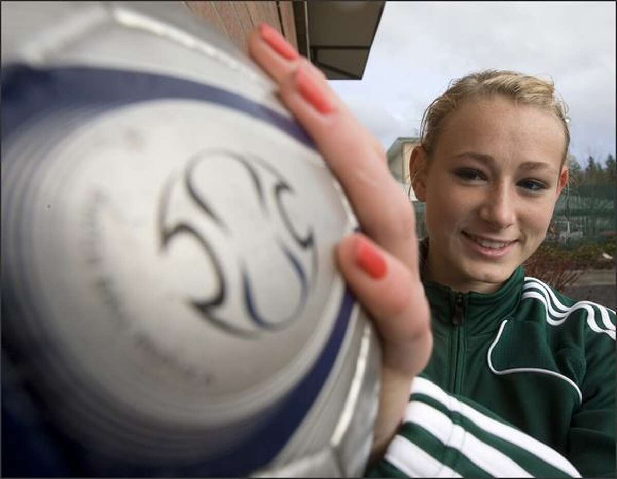 Skyline Girls Look For First Semifinal Win In 4A Soccer Skyline Girls Look For First Semifinal Win In 4A Soccer
