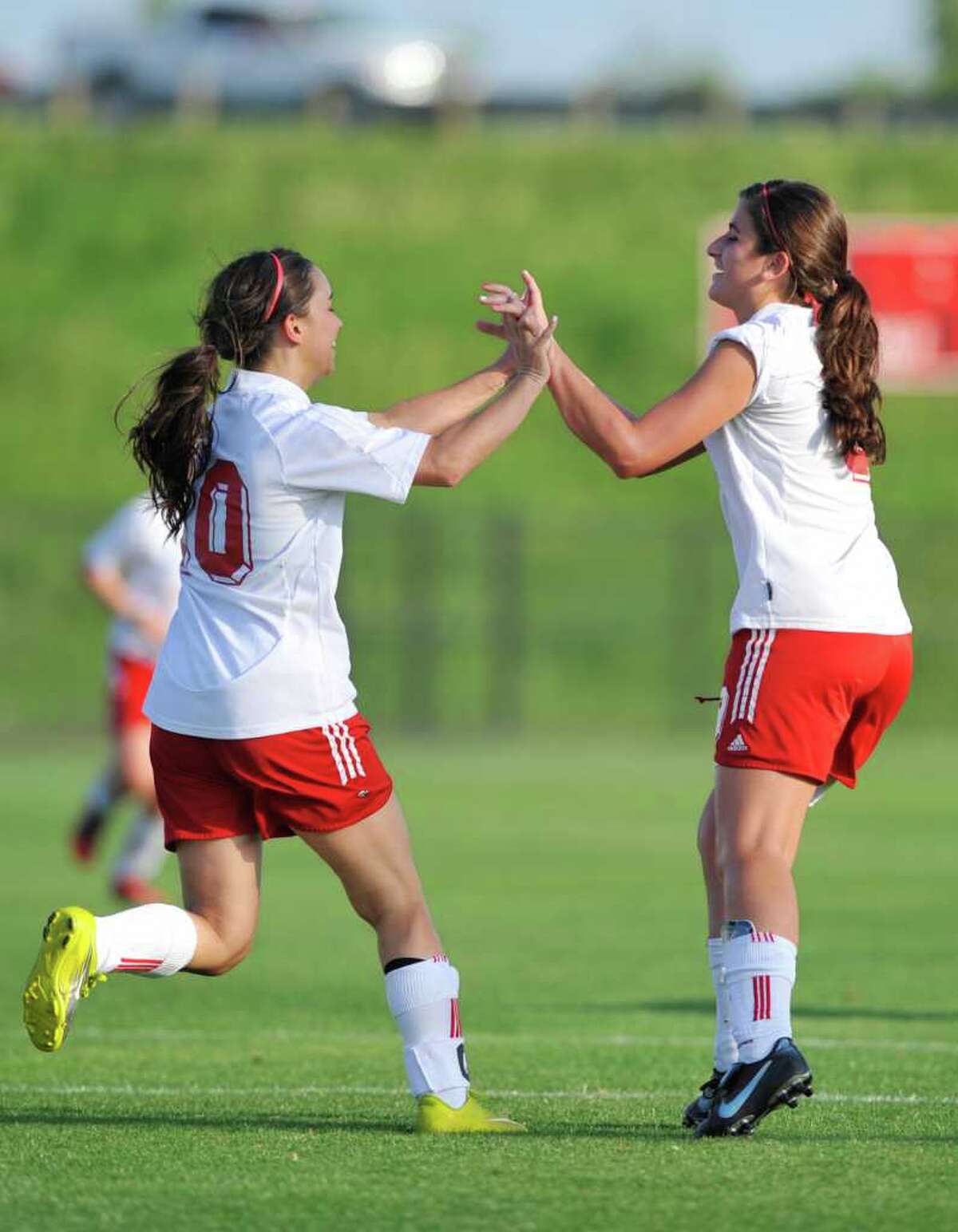 Lumberton girls soccer team tops Vidor