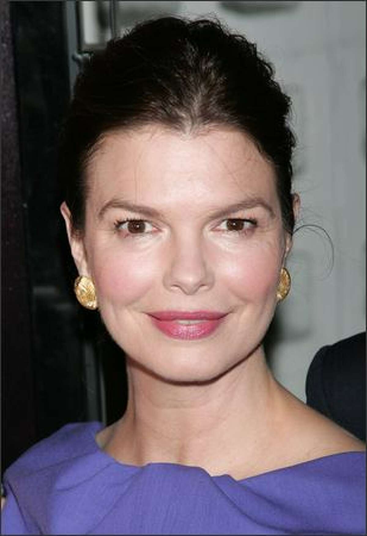 Actress Jeanne Tripplehorn attends the premiere of HBO's "Big Love" 3rd season at the Cinerama Dome January 14, 2009 in Hollywood, California.