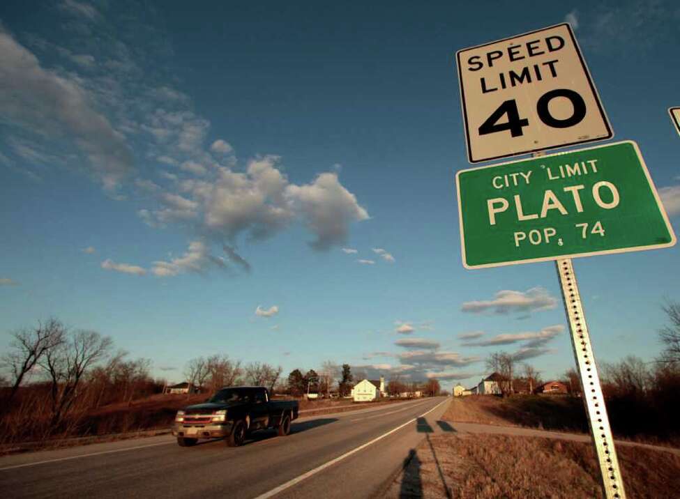 Plato, Mo., at center of nation