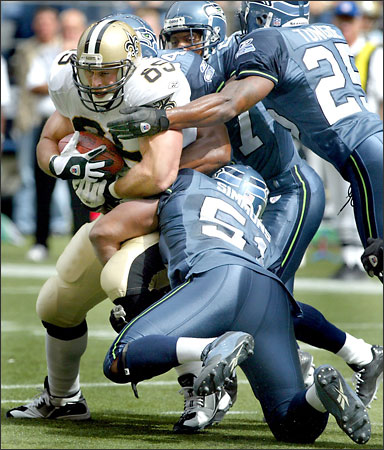 New Orleans Saints fullback Mike Karney with a carry in the 2007