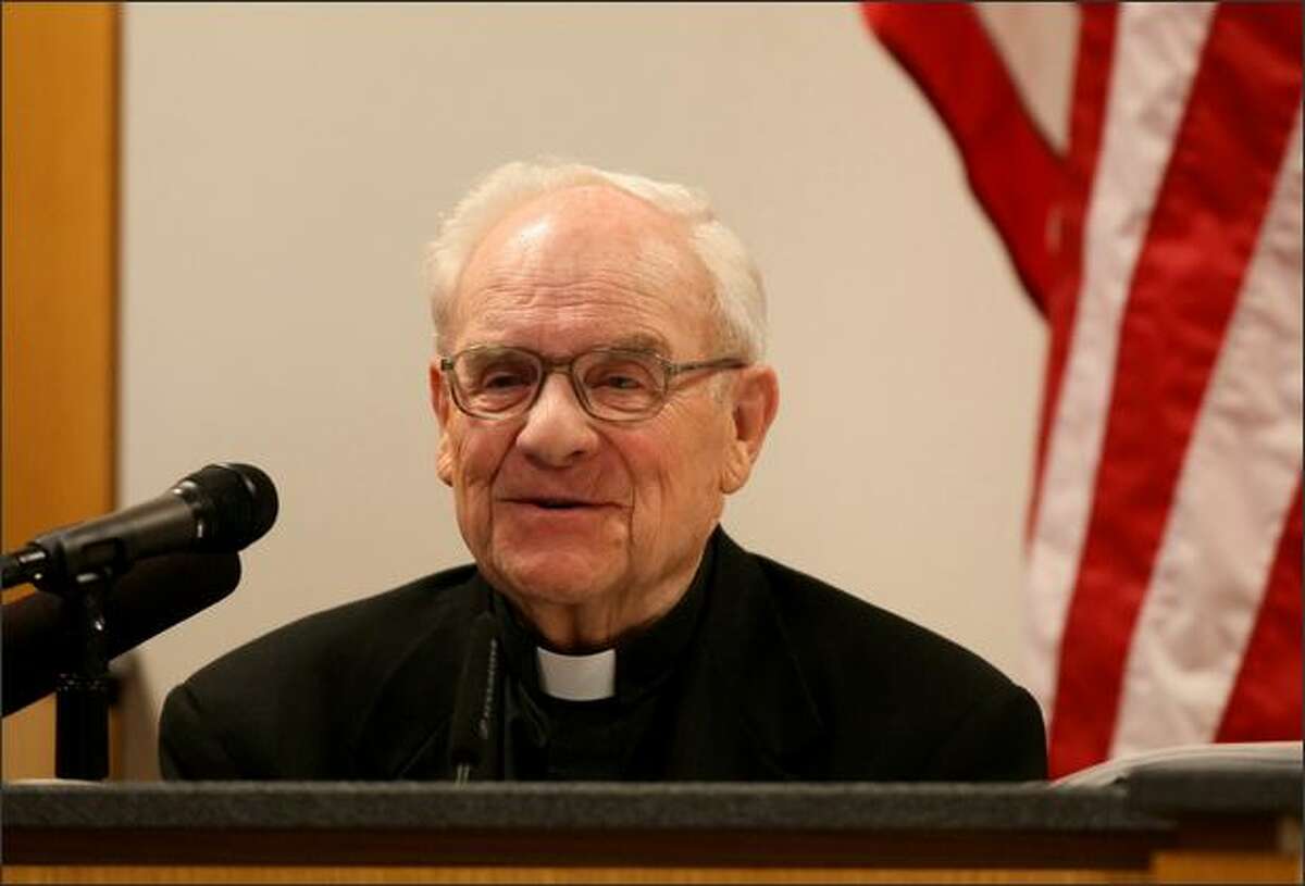 Former Seattle Archbishop Raymond Hunthausen testifies at the King County Courthouse during a lawsuit against the Seattle Archdiocese over child sex abuse by a priest in the 1970s.