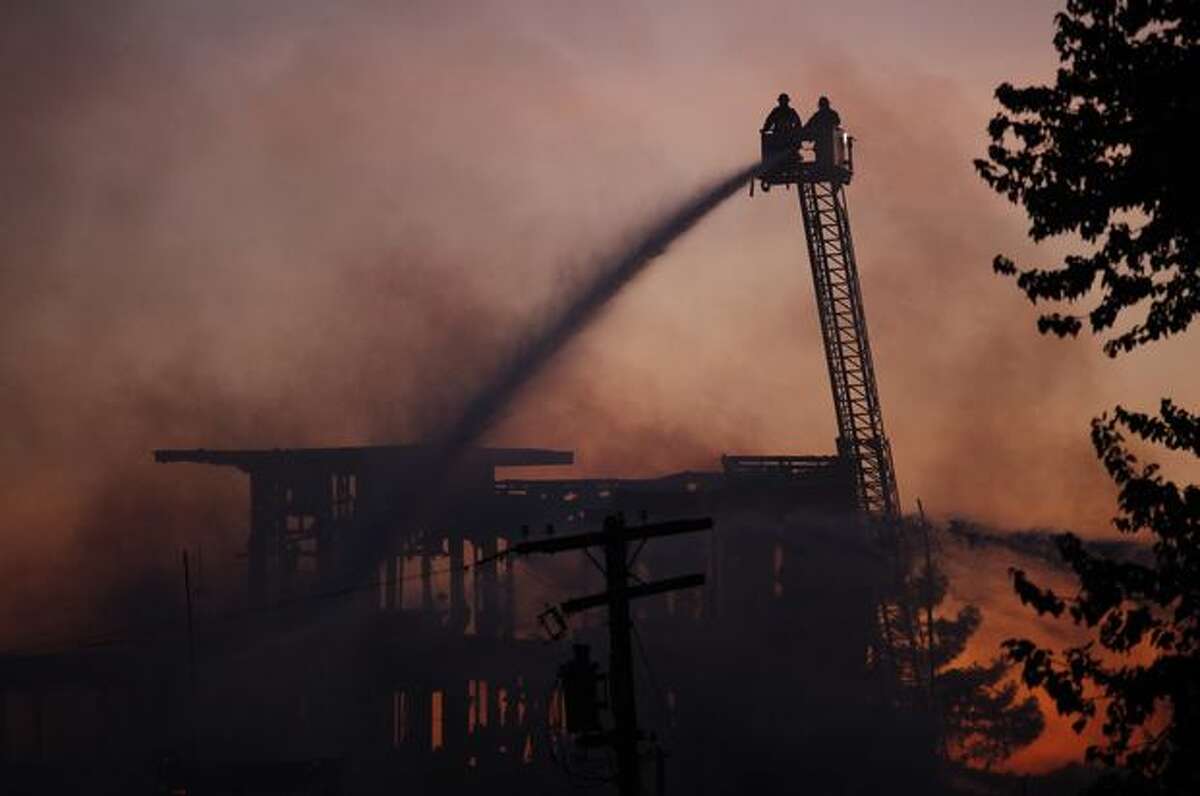 Renton apartment fire