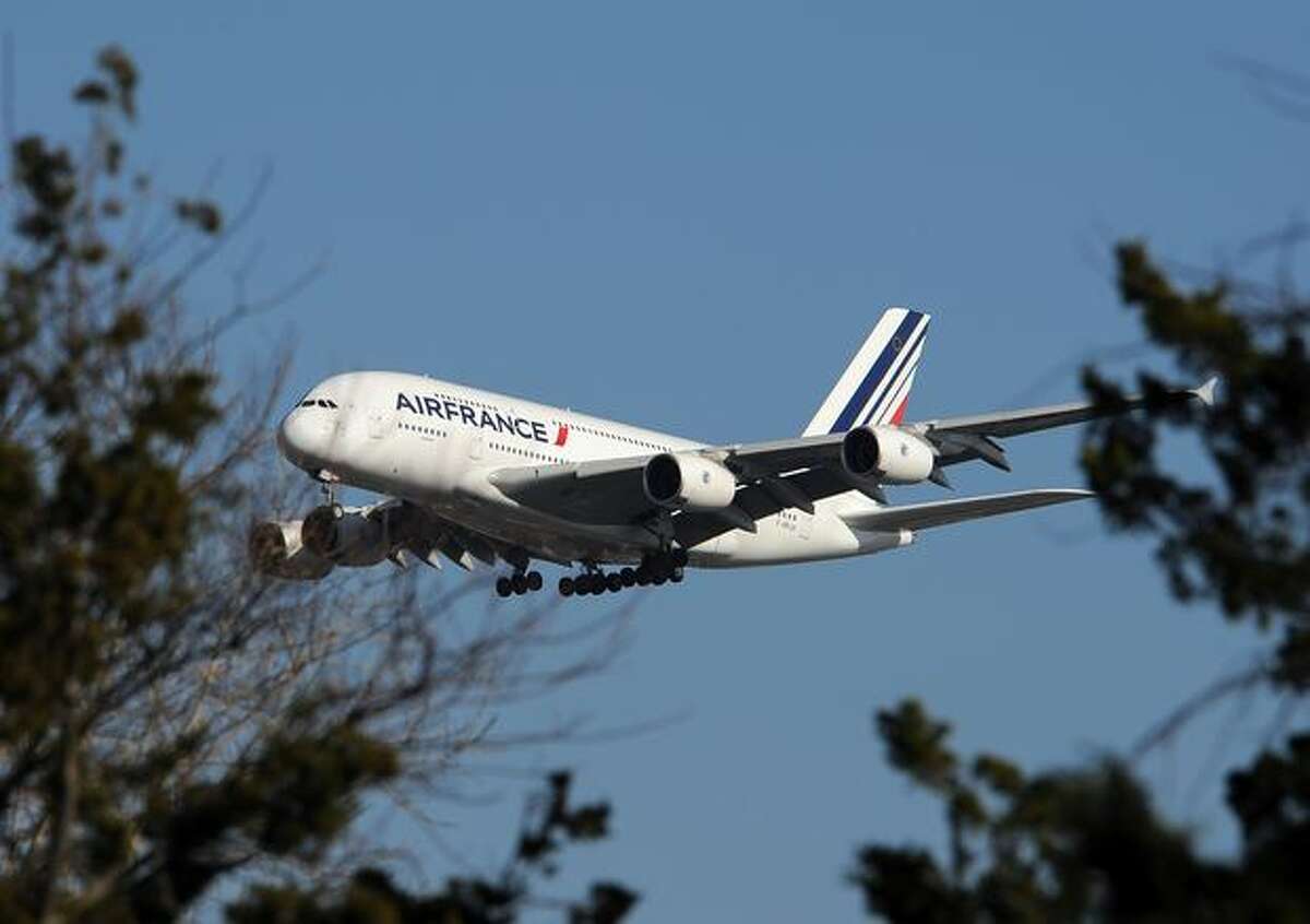 An Air France Airbus A380 plane makes it approach to John F. Kennedy International Airport Nov. 20, 2009 in New York for the first A380 Superjumbo flight on the Paris-Charles de Gaulle to New York-JFK route. Daily flights are scheduled to start on Nov. 23, 2009.