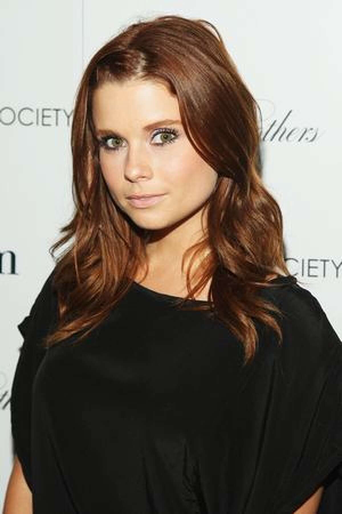 Joanna Garcia Shows Off Amazing Figure In Bikini Selfie - 9v5jod6
