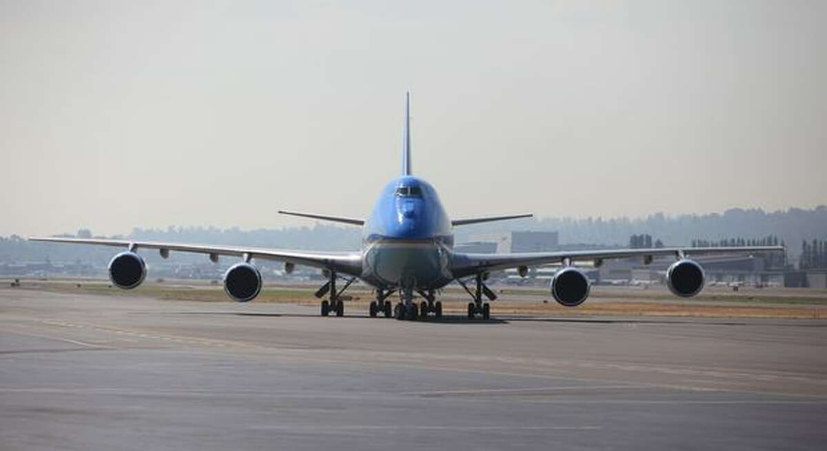 Air Force One taxis into position during a visit by U.S. President Barack Obama.