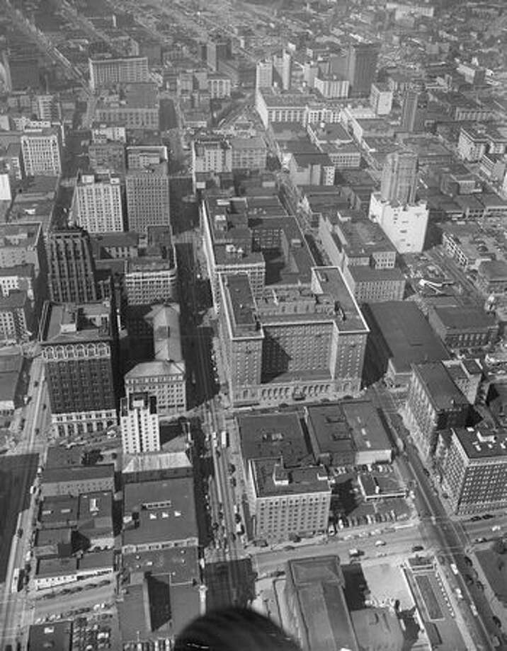 P-I archives: Aerial views of Seattle - seattlepi.com