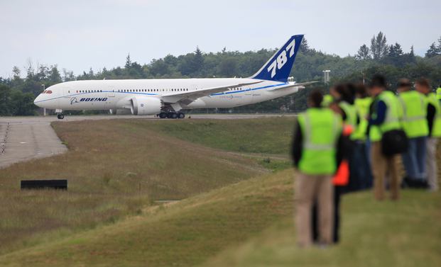 Boeing 787 sets two world records