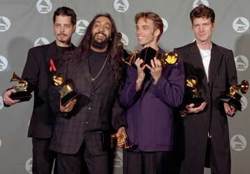 Spoonman Stunned By Death Of Soundgarden S Chris Cornell Seattlepi Com