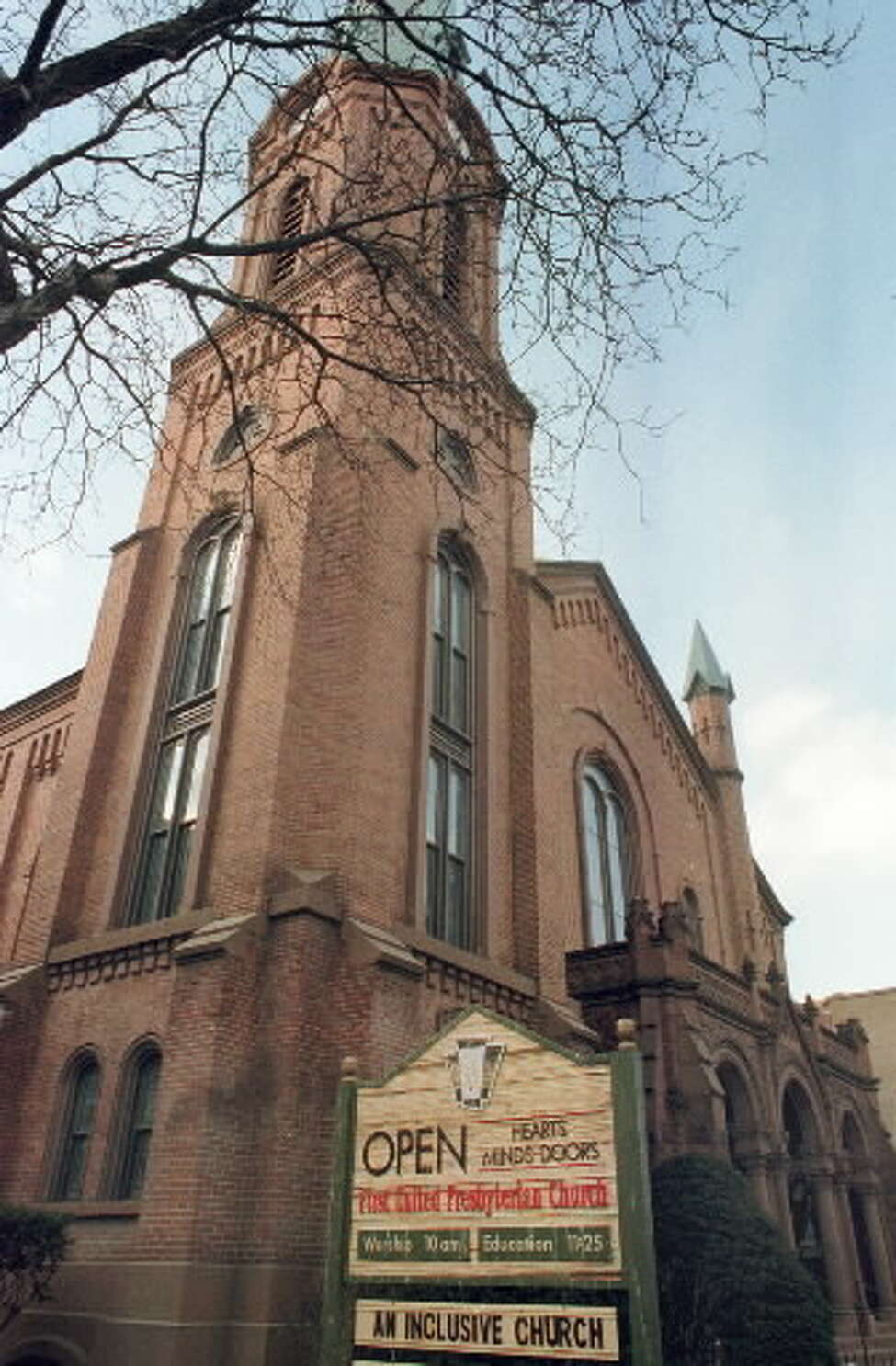 Fire strikes historic Troy Presbyterian Church