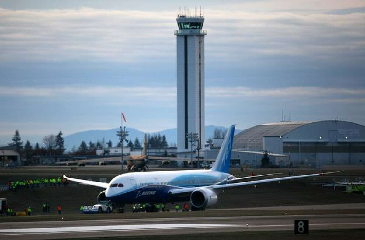 Boeing's 787 Dreamliner stops on the taxiway during taxi tests on Saturday at Paine Field in Everett.
