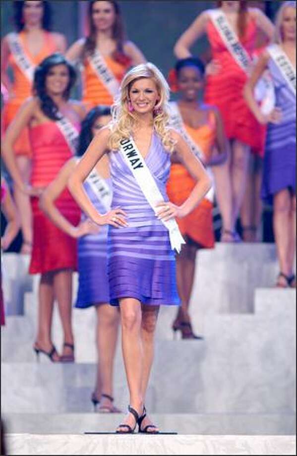 Miss Universe (2004) -- Top 15 - seattlepi.com
