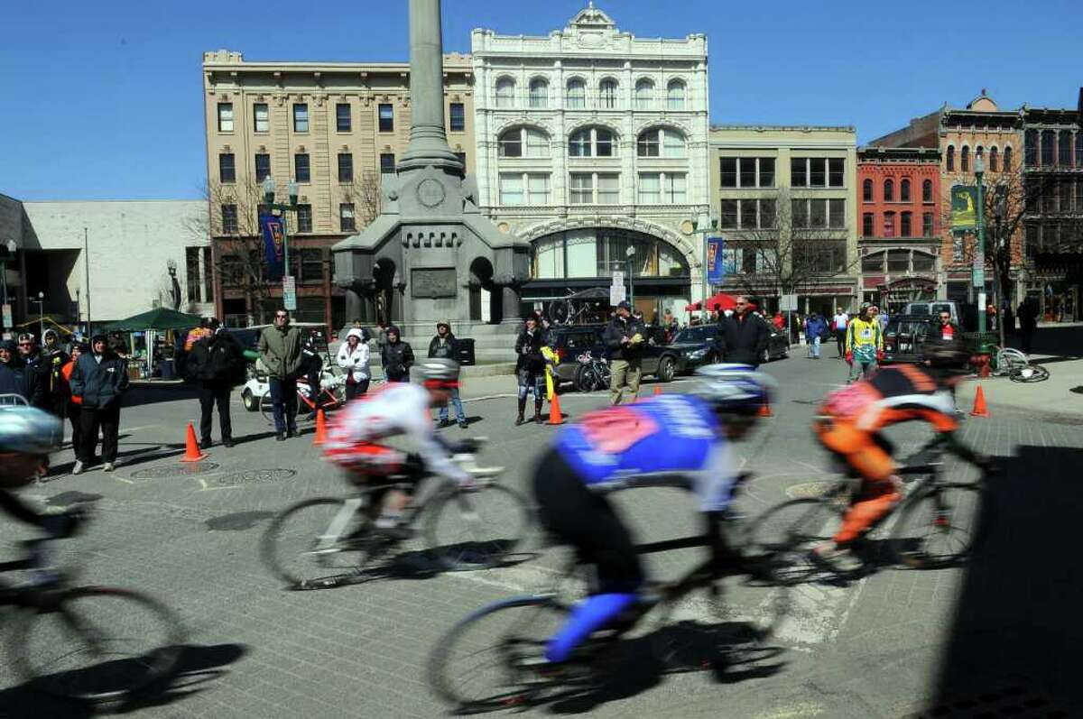 Racers head past Monument Square during the Men's B race of the Tour de Troy on Sunday March 27, 2011 in Troy. ( Philip Kamrass/ Times Union )