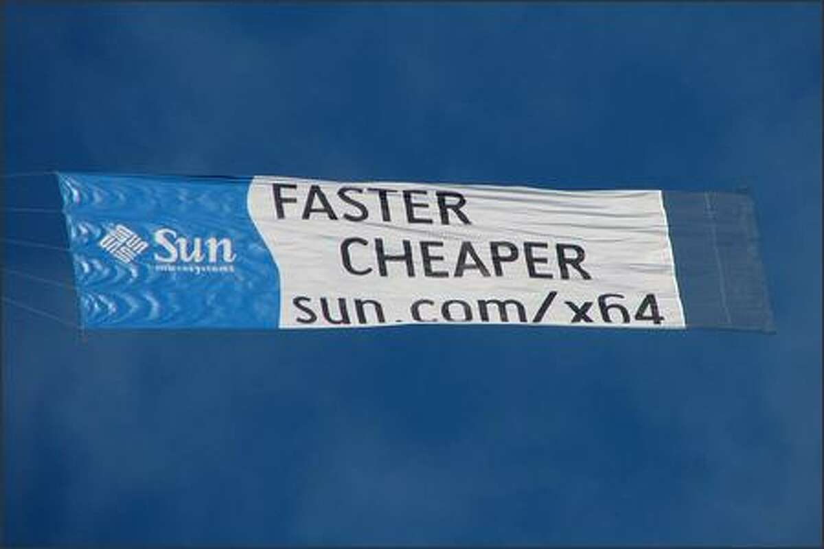 A close-up of a promotional banner trailing a plane over Sun's Hillsboro, Ore., campus. Sun flew the same banner over Microsoft's Redmond campus last week. (Photo: David Johnson/Sun Microsystems)