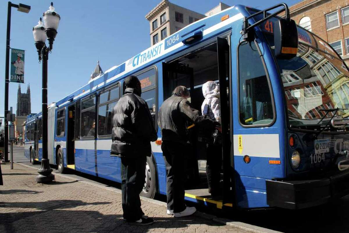 Articulated buses debut in Stamford, Greenwich, and Port Chester