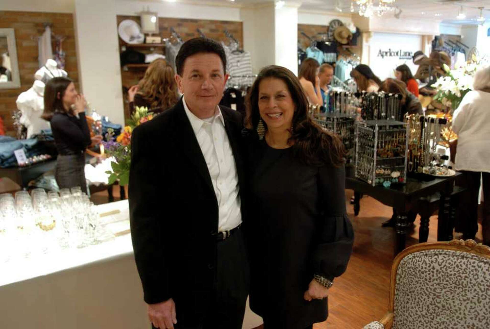 Apricot Lane a new address for fashions - Fairfield Citizen