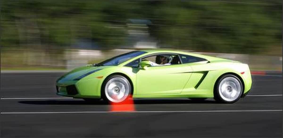 Charge: Seattle man beat up Lamborghini