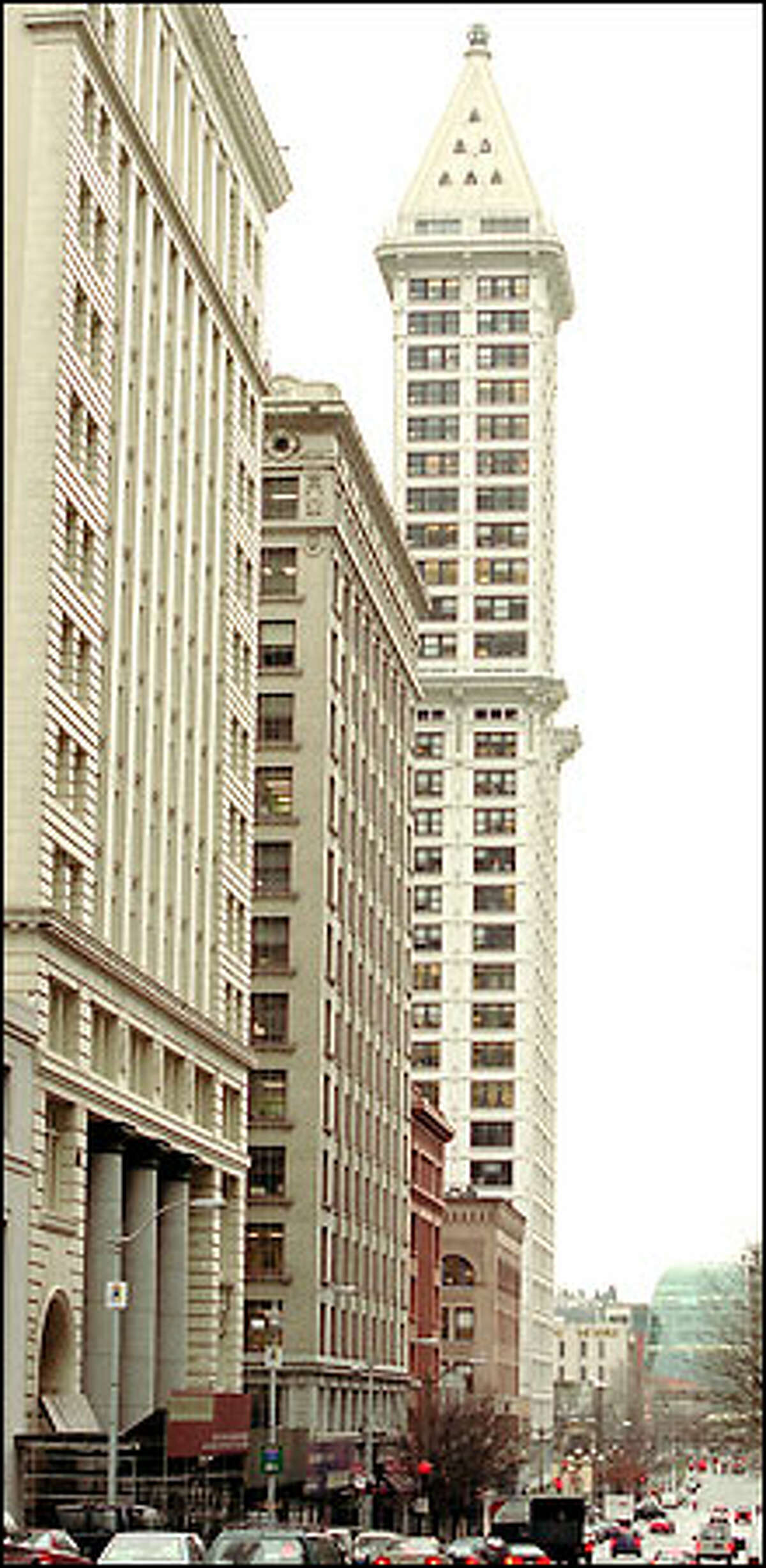smith tower apartment rent