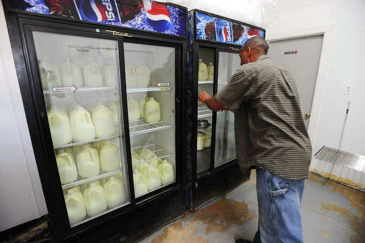 New Bill Would Allow Raw Milk To Be Sold Outside Of Farm