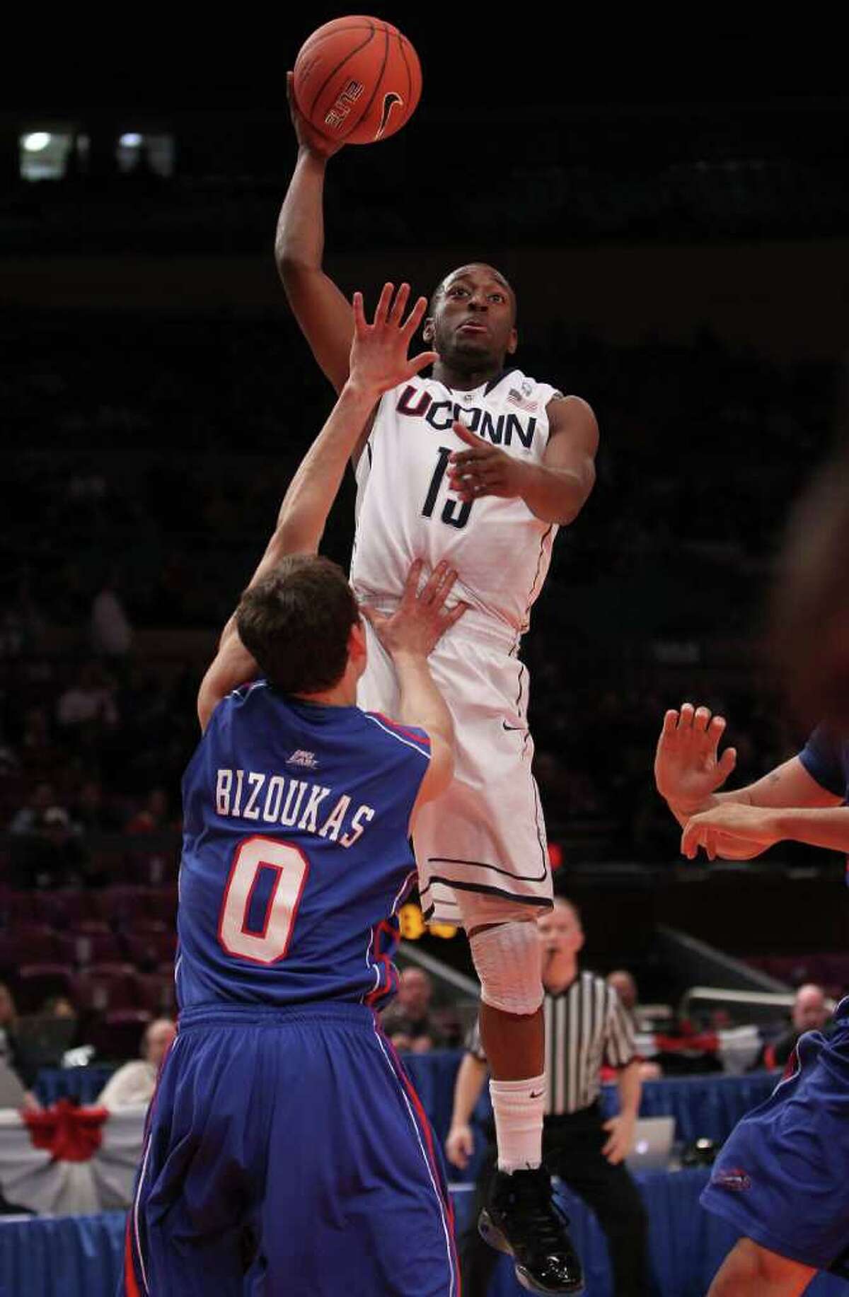 UConn wins championship, 53-41, as Butler goes cold – Orange County Register