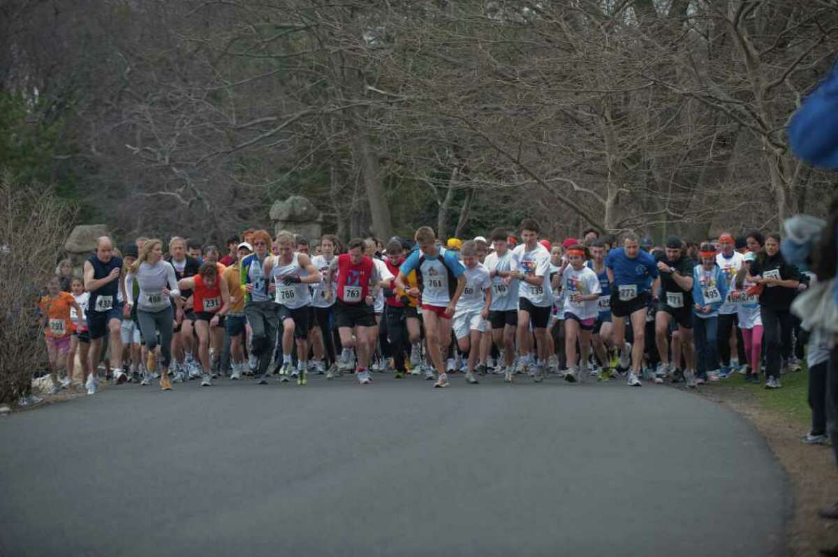 Start of the 5 k B*Cured Point Perspective Sunday April 10 in Greenwich Conn. at Tod's Point.
