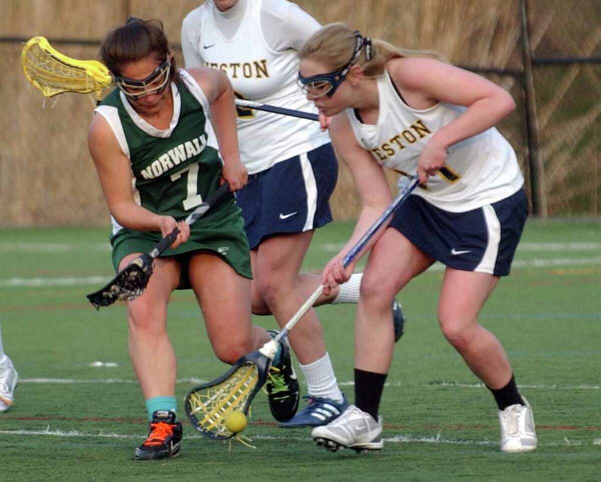 Bears fall to Weston, continue hunt for first win