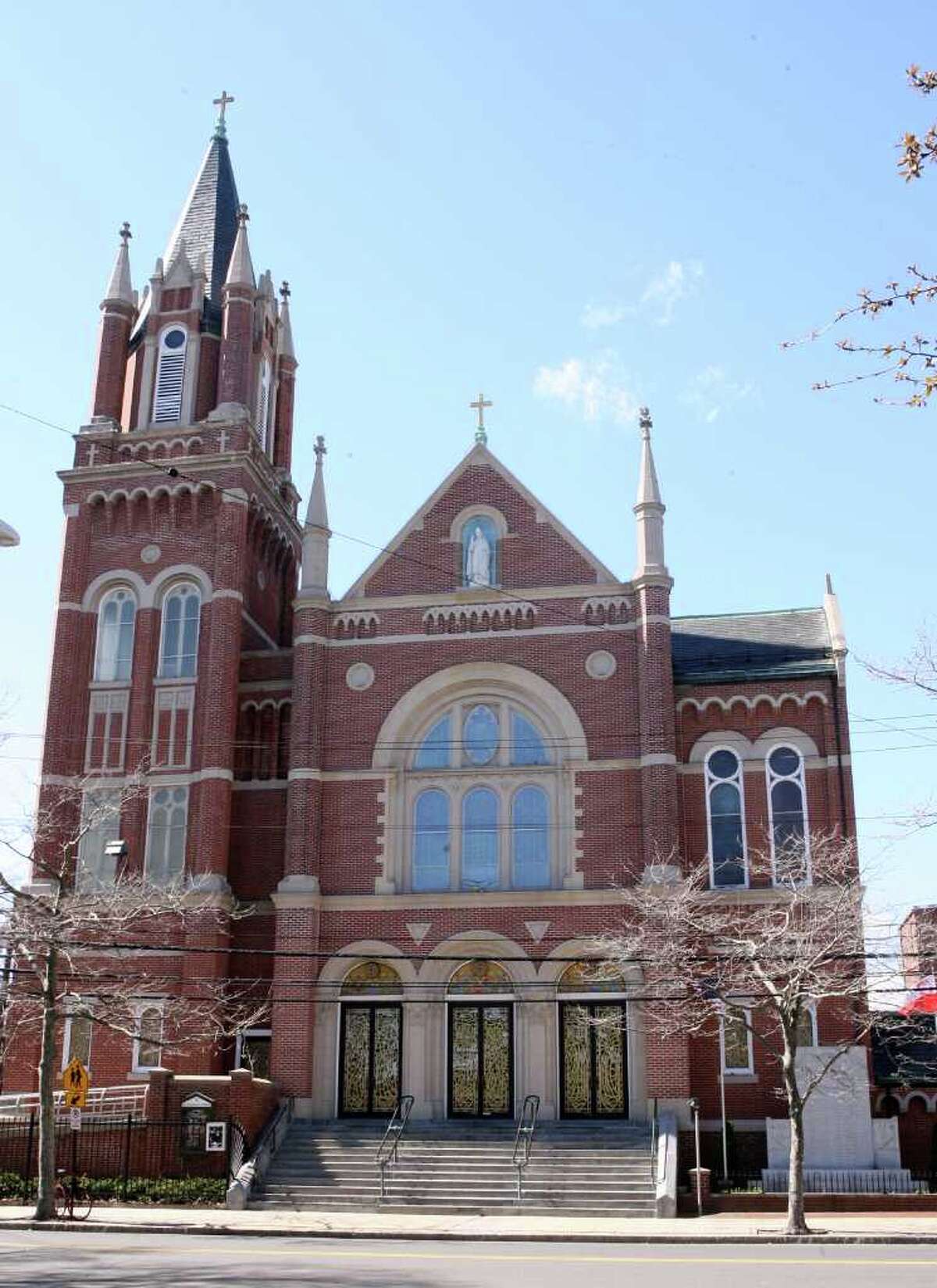 A medieval Easter for the faithful