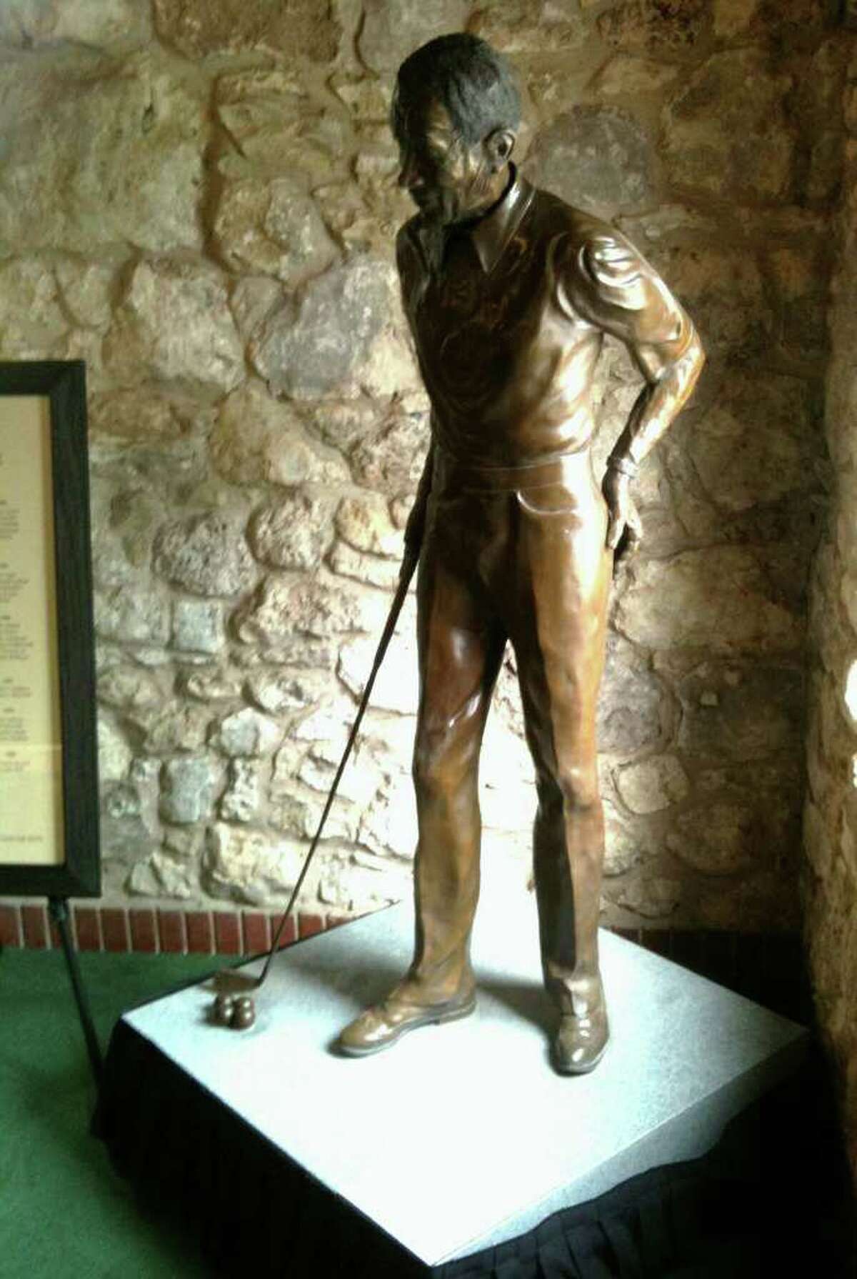 Austin Country Club and Golfsmith, Inc., donated a Harvey Penick statue to the Texas Golf Hall of Fame at Brackenridge.