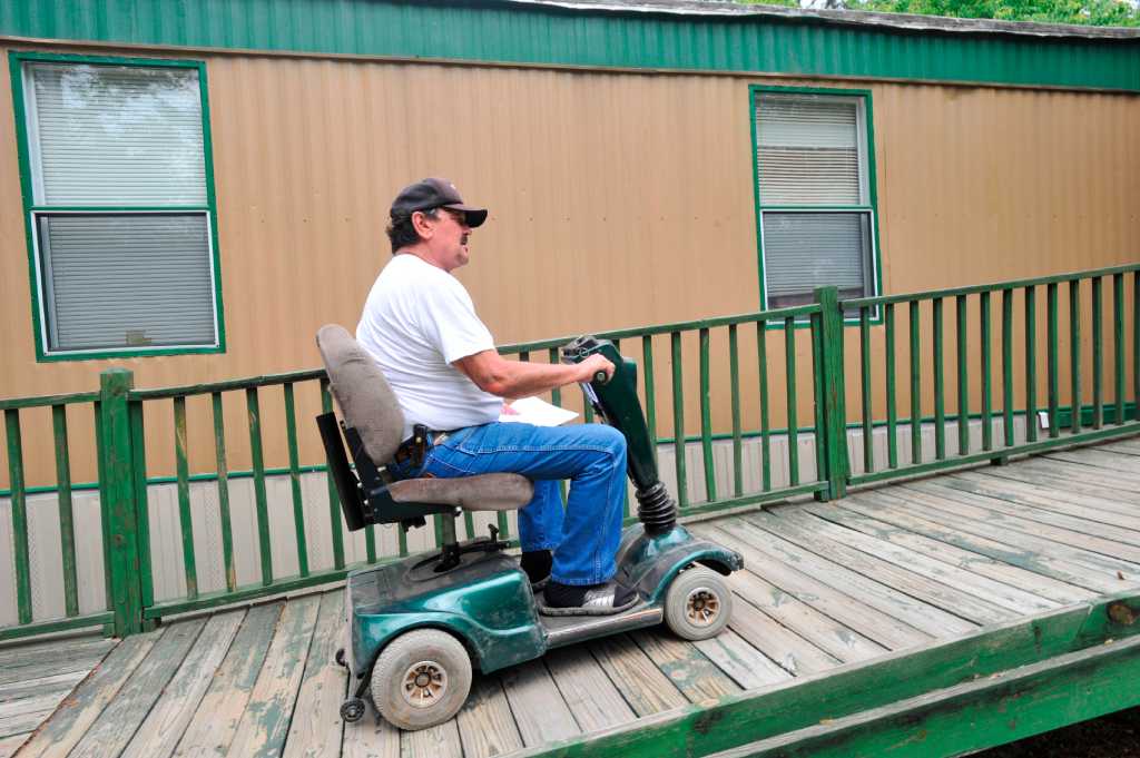 State Farm isn t there Insurer cancels coverage on older mobile homes