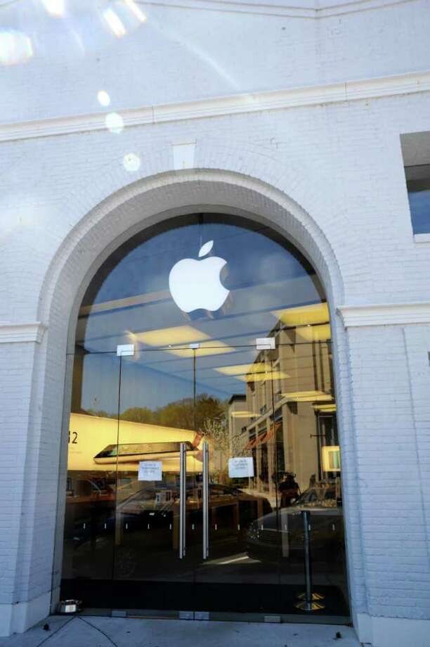 apple computer store near me