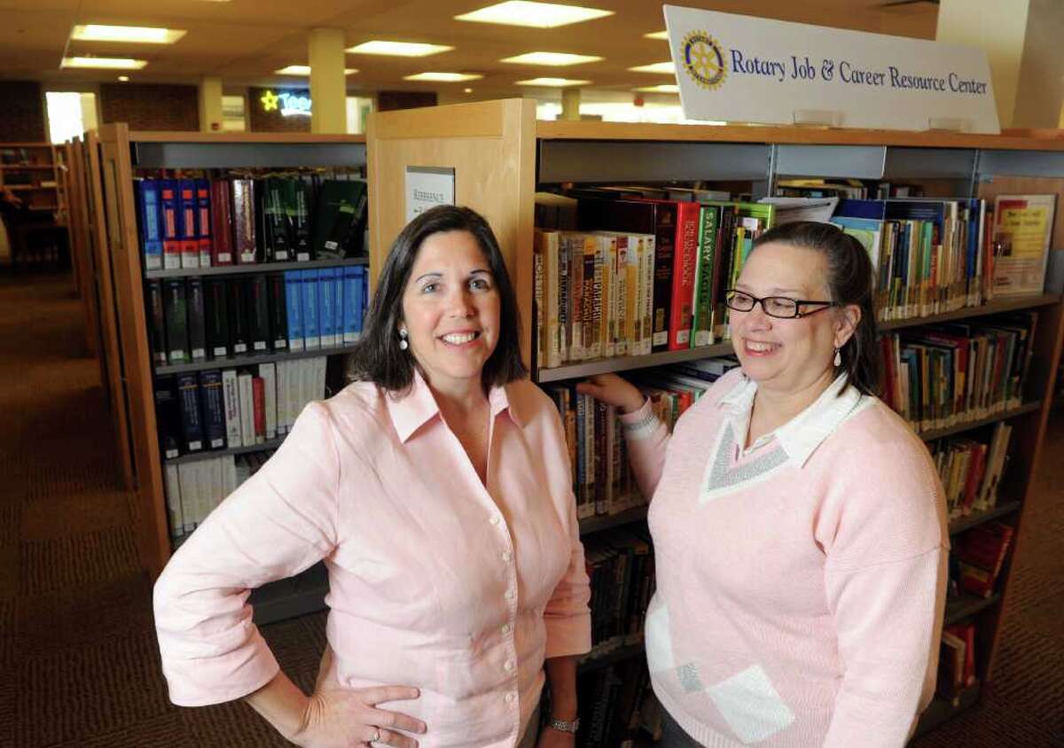 Fairfield librarian is a 'mover & shaker' in tough jobs market