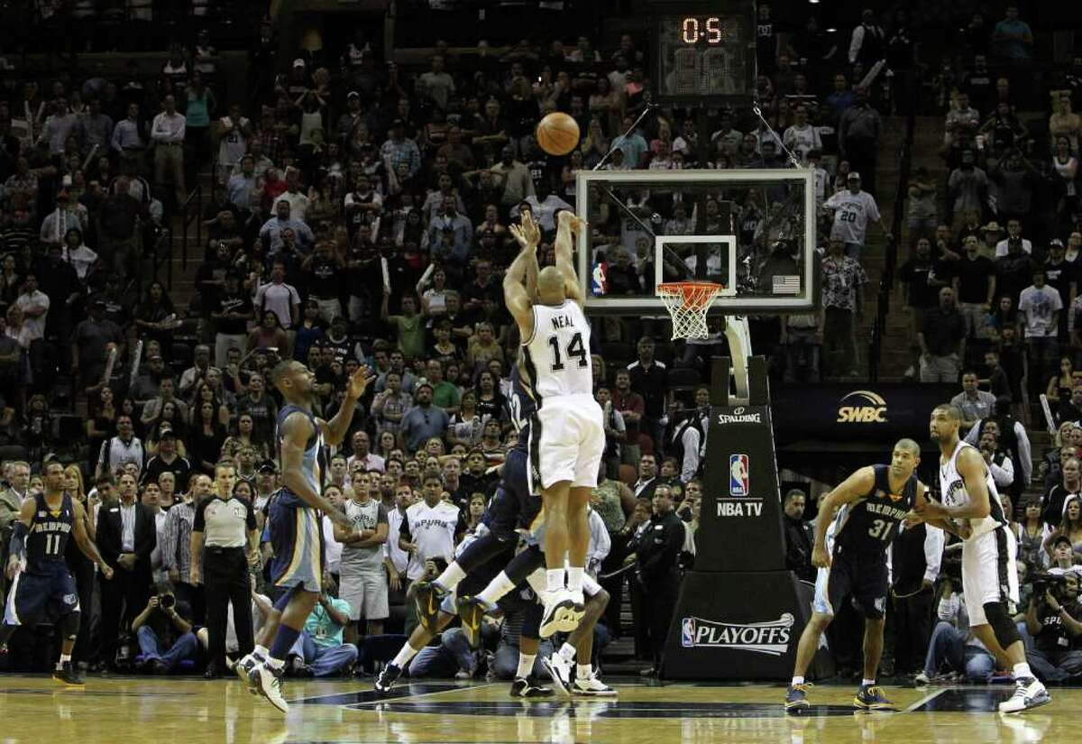 San Antonio Spurs guard Gary Neal (14) hits a game tying shot against the Memphis Grizzlies in Game 5 of the first round of the Western Conference playoff at the AT&T Center on Wednesday, April 27, 2011. Kin Man Hui/kmhui@express-news.net