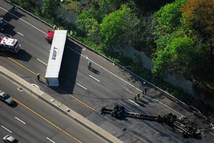 One in custody following I-95 fatal truck accident