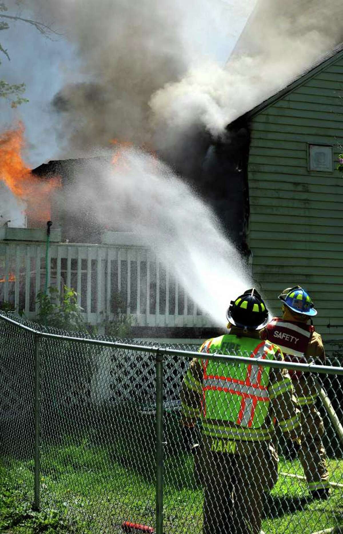 Fire damages Glenmont home
